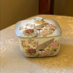 UCGC Japan hand painted ceramic pheasant gold trimmed trinket dish